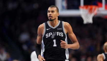 马刺vs活塞前瞻：文班再战康宁汉姆，马刺力争双杀活塞